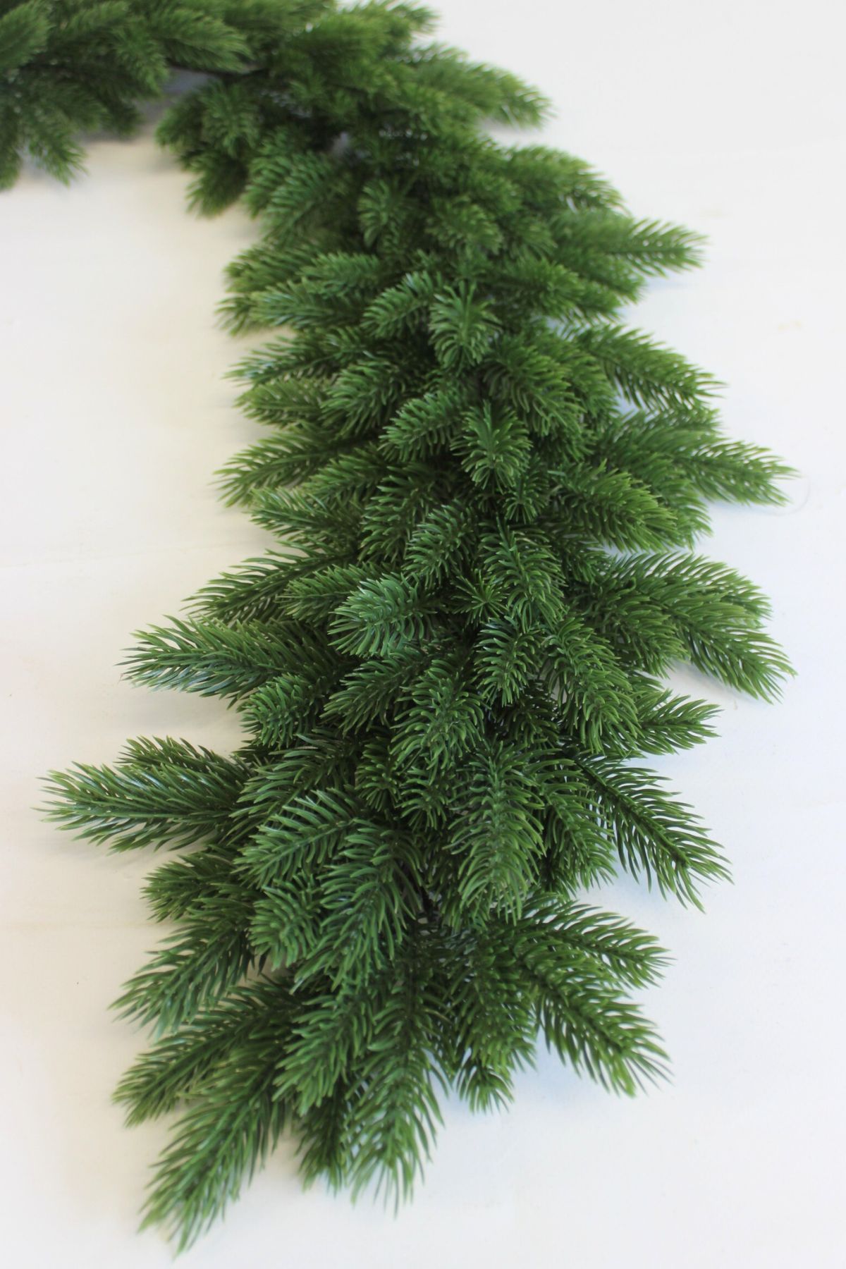 Zelená girlanda 195 cm
