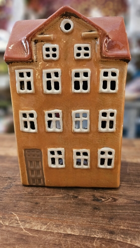 Keramický domček 21x13cm  20,5cm